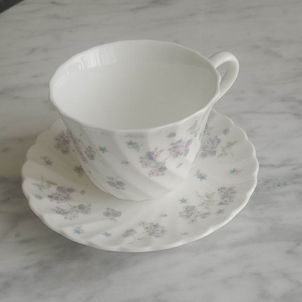 Wedgwood White and Purple Floral Teacup And Saucer Set